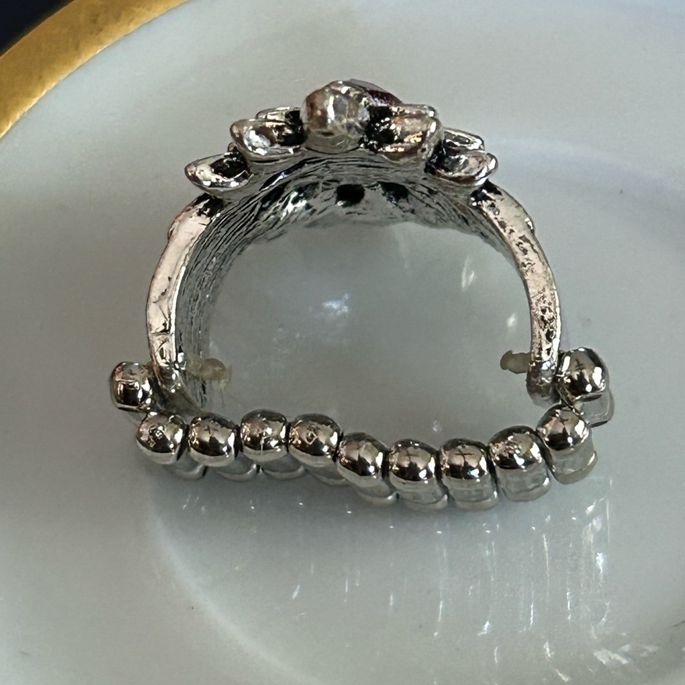 Stretch Flower Ring - image 4